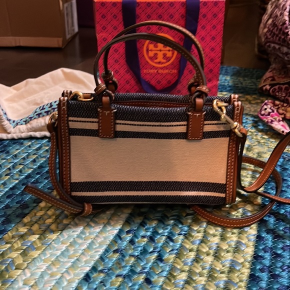 PRICE IS FIRM.Tory Burch Mini Tote. NWT. Never used. - Picture 2 of 9